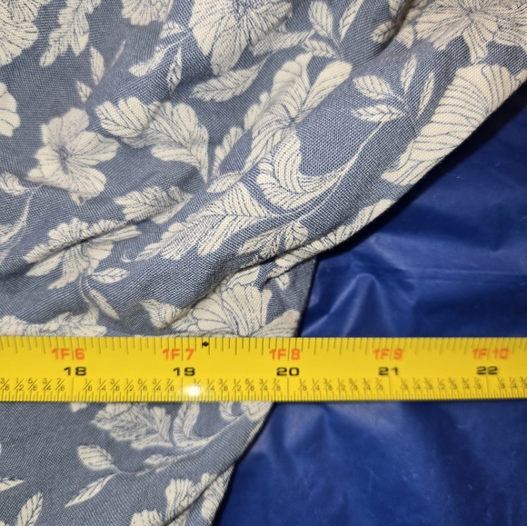 Naif Blue And White floral dress. Women's Petite Large - Picture 5 of 9